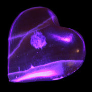 Honey Calcite heart 51-54mm  68-78g in UV light