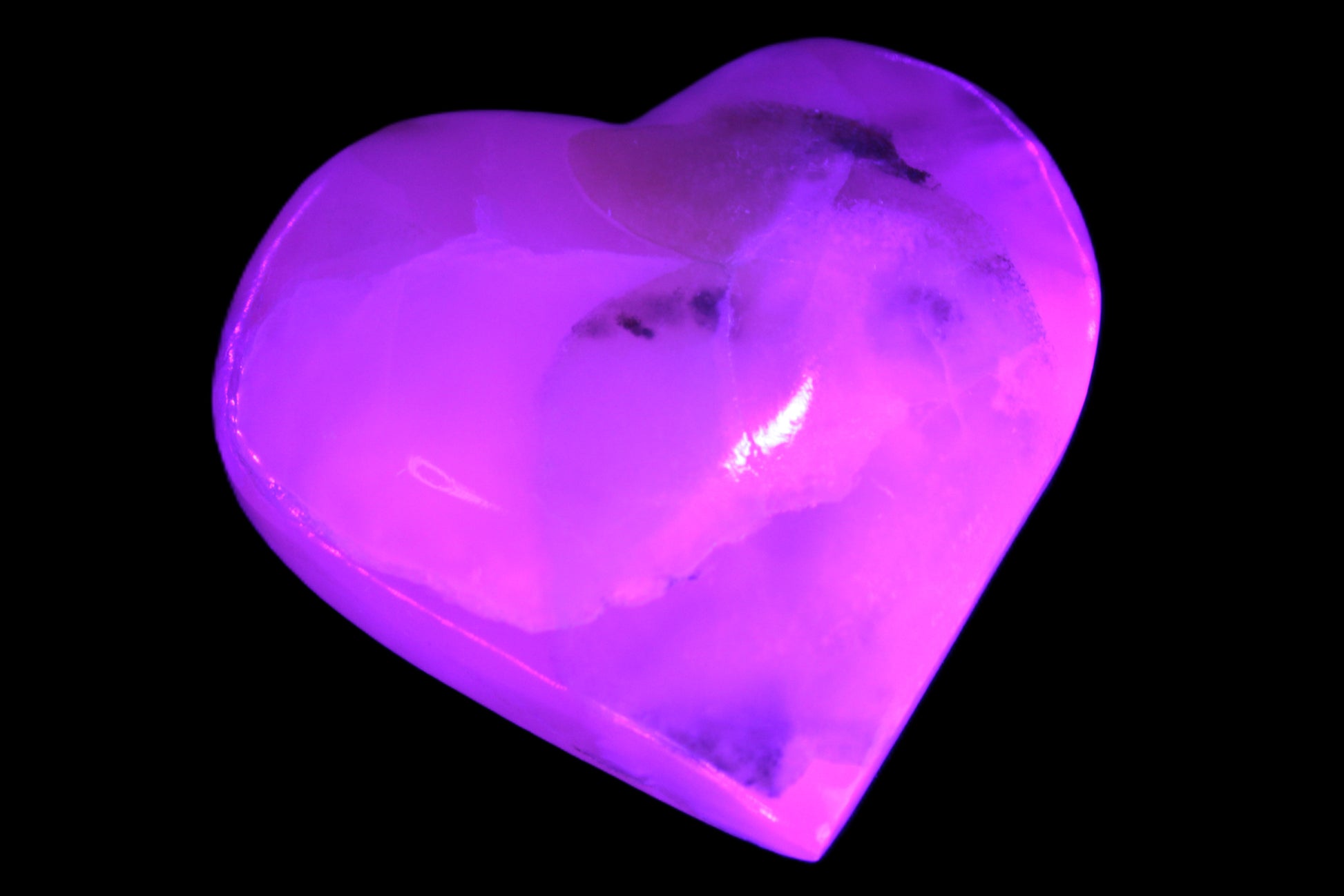 Mangano Calcite hand-carved heart 56*54*20mm 87.5g Rocks and Things