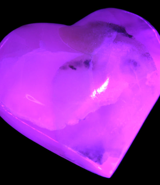 Mangano Calcite hand-carved heart 56*54*20mm 87.5g Rocks and Things