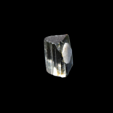 Dark Black Green Tourmaline 12mm 8ct 1.6g in sunlight - Rocks and Things Store