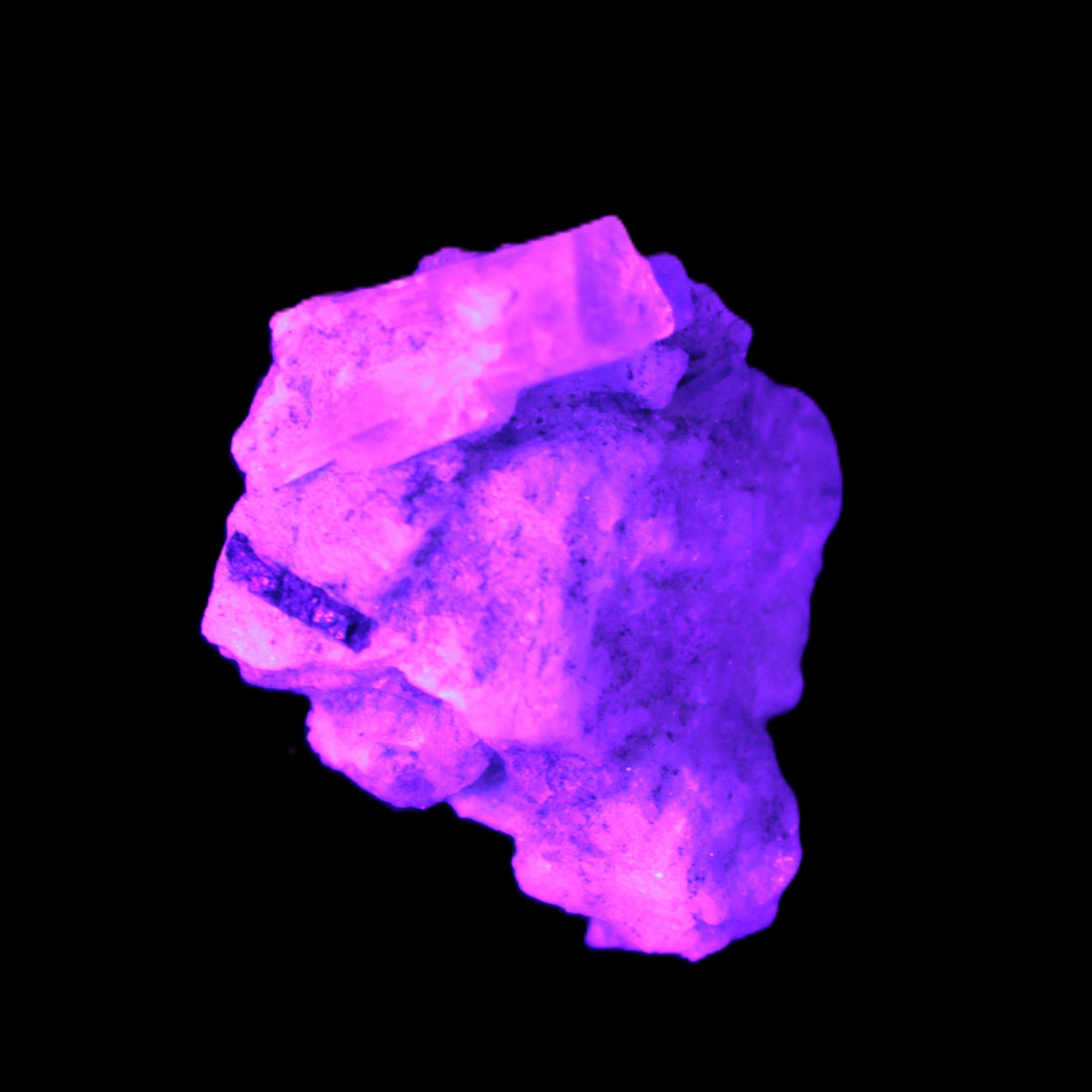 Blue Aquamarine crystal on Mica and Feldspar matrix 42.6ct 8.5g in UV light -  Rocks and Things Store