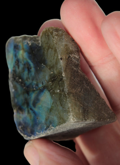 Labradorite natural and polished 83g Rocks and Things Store