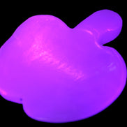 Mangano Calcite hand-carved apple 65g Rocks and Things