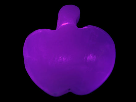 Mangano Calcite hand-carved apple 65g Rocks and Things