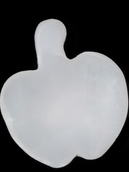 Mangano Calcite hand-carved apple 65g Rocks and Things