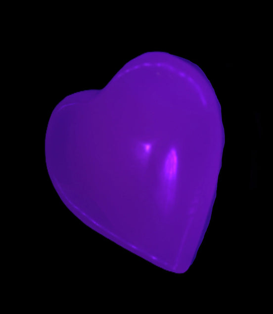 Mangano Calcite hand-carved heart 20-29g Rocks and Things Store