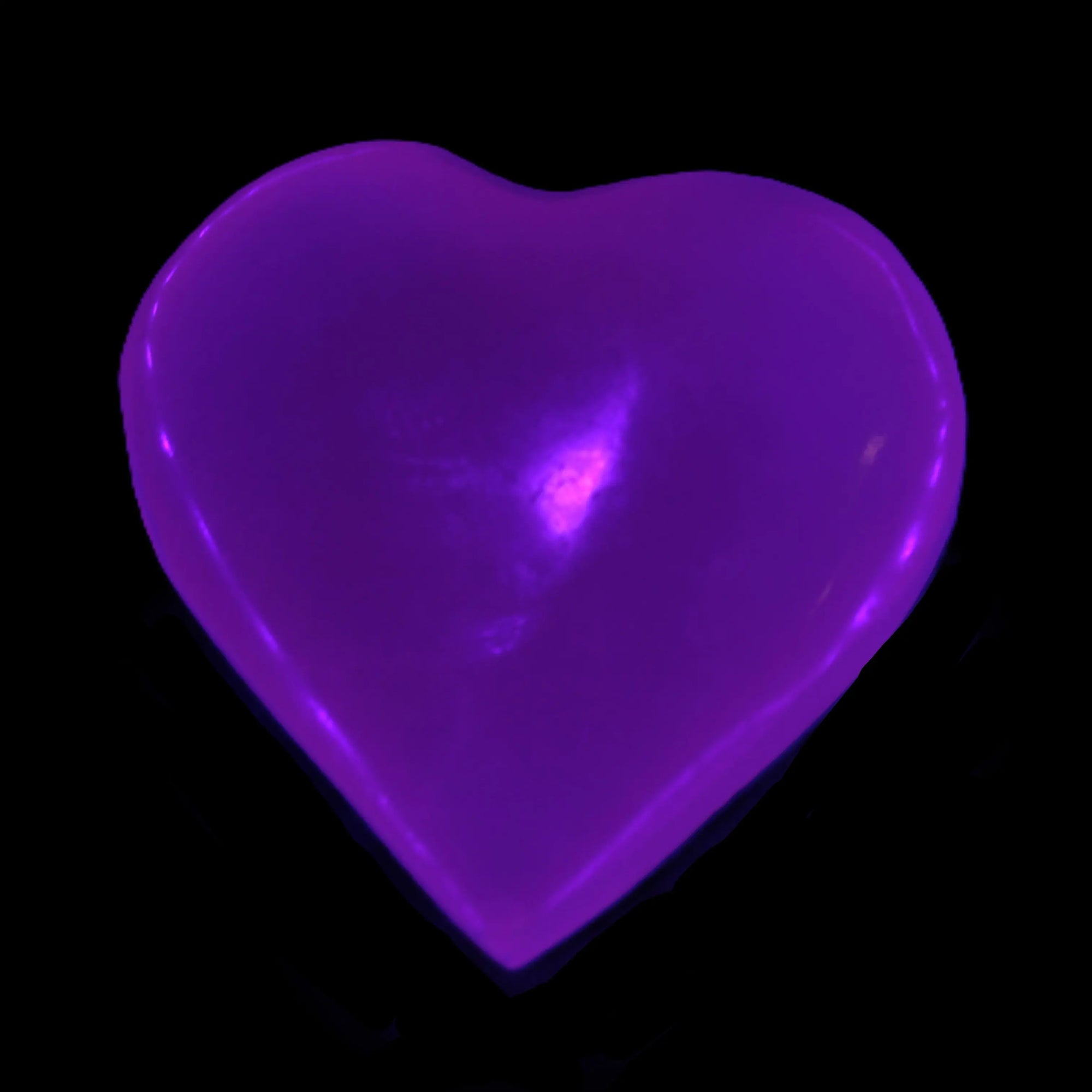 Mangano Calcite hand-carved heart 20-29g Rocks and Things Store