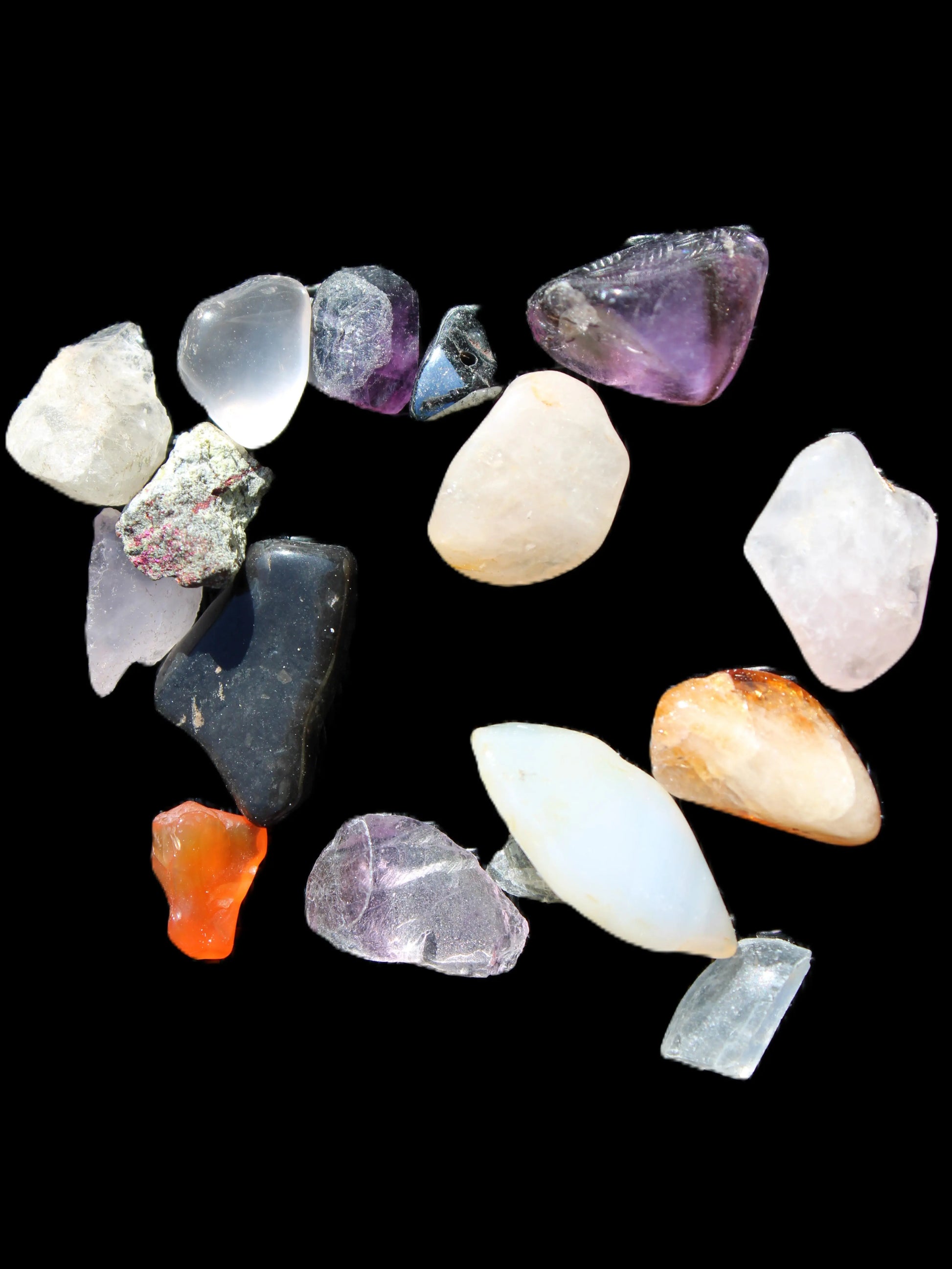 Mixed tiny crystals including Quartz and  Rose Quartz 15.2g Rocks and Things