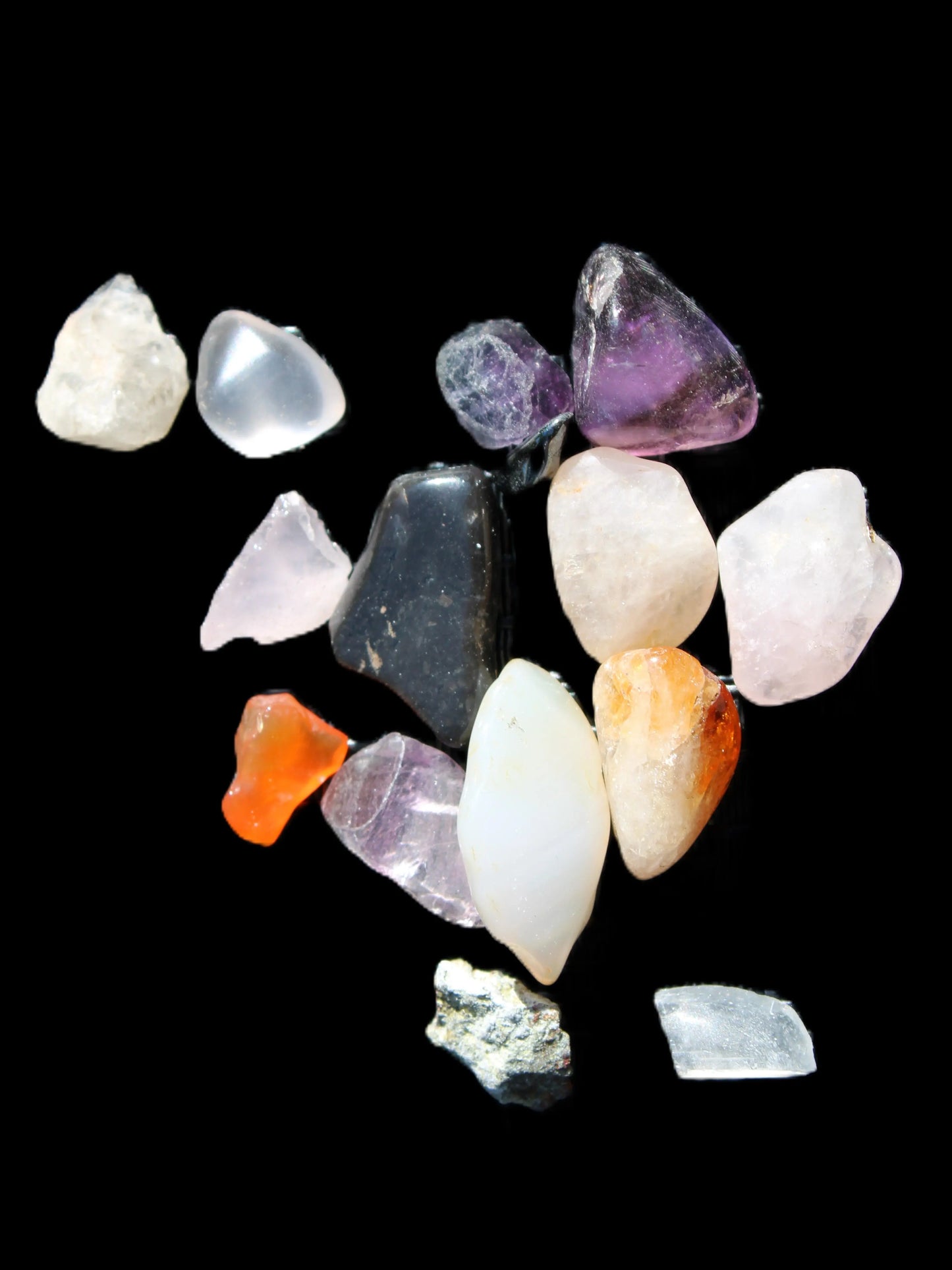 Mixed tiny crystals including Quartz and  Rose Quartz 15.2g Rocks and Things