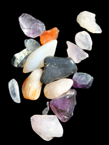 Mixed tiny crystals including Quartz and  Rose Quartz 15.2g Rocks and Things