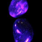 Ocean Moss Agate 2/3 polished stones 20-25g in UV light Rocks and Things Store