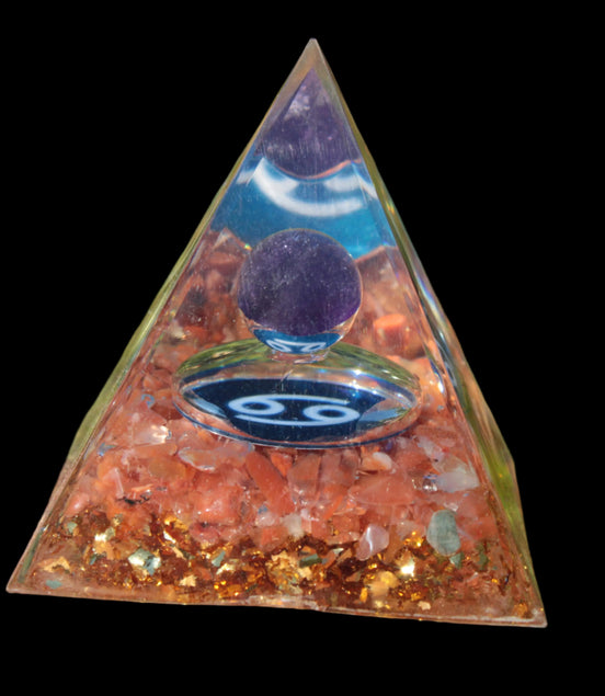 Orgone pyramid 61g - Rocks and Things Store