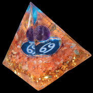 Orgone pyramid 61g - Rocks and Things Store