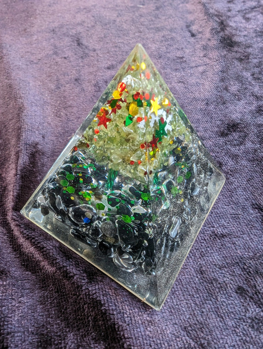 Orgone tree pyramid 69g Rocks and Things