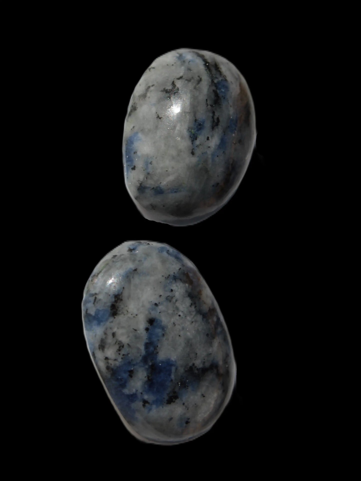 Sodalite 2 polished cabachons 13*1mm & 13*18mm (1.8g each) 3.7g Rocks and Things