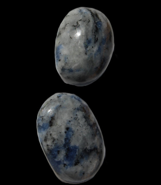 Sodalite 2 polished cabachons 13*1mm & 13*18mm (1.8g each) 3.7g Rocks and Things
