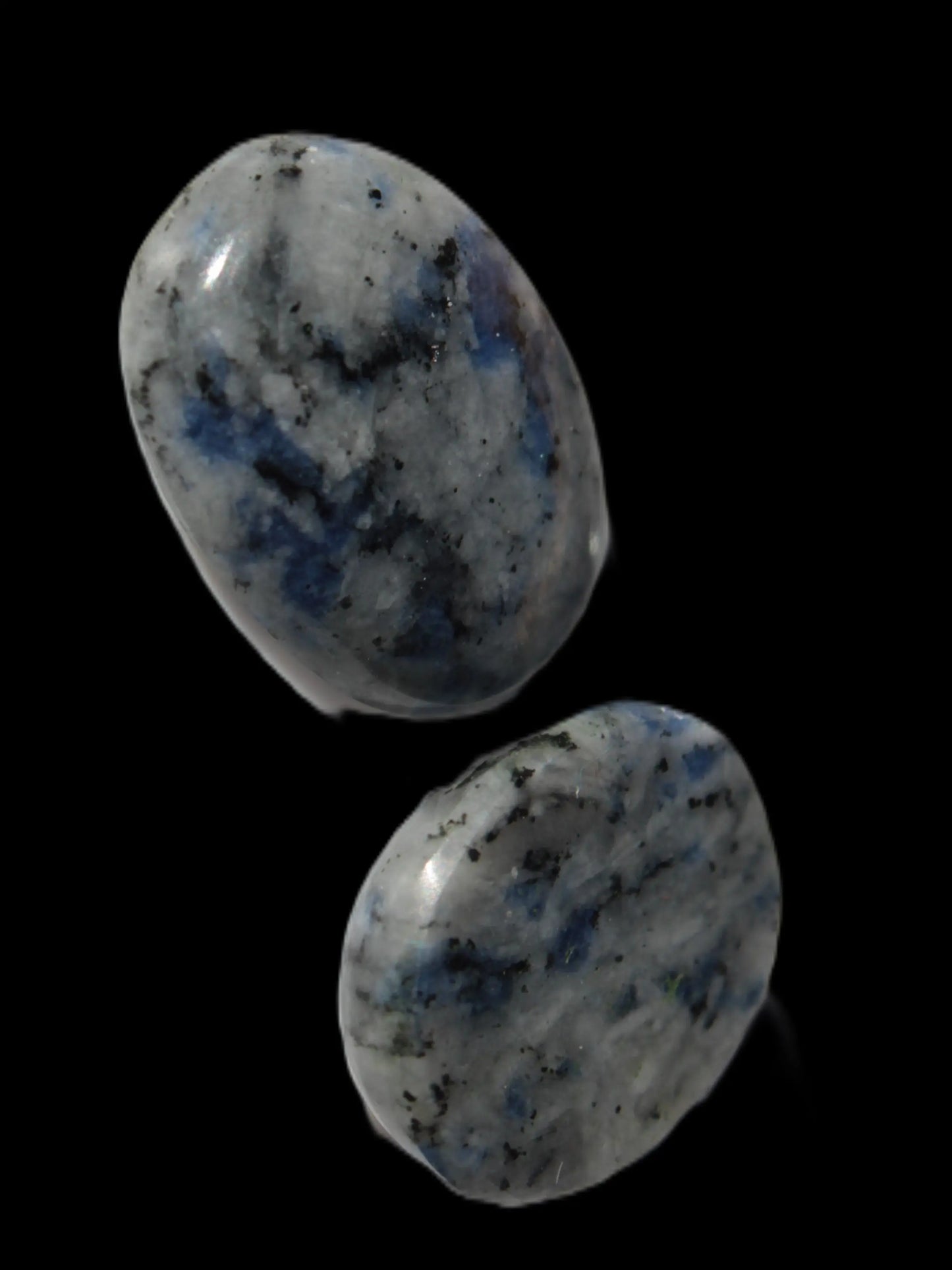 Sodalite 2 polished cabachons 13*1mm & 13*18mm (1.8g each) 3.7g Rocks and Things