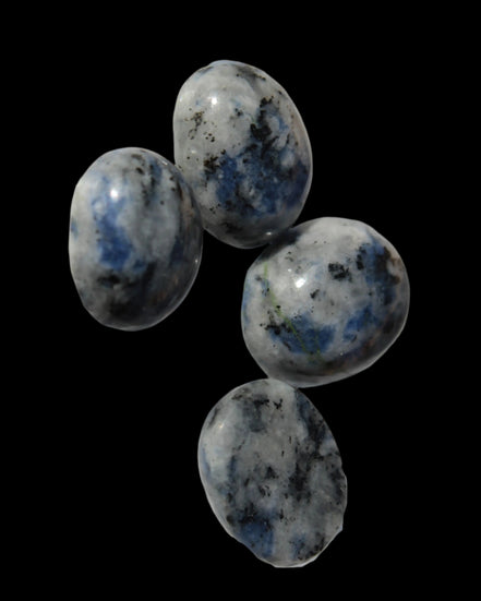 Sodalite 4 polished cabachons 6*12mm - 12*14mm (1-1.9g each) 5.7g in sunshine - Rocks and Things Store