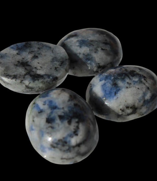 Sodalite 4 polished cabachons 6*12mm - 12*14mm (1-1.9g each) 5.7g in sunshine - Rocks and Things Store