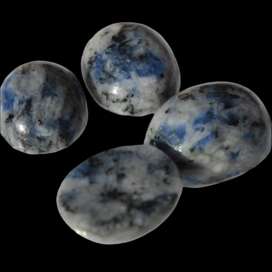 Sodalite 4 polished cabachons 6*12mm - 12*14mm (1-1.9g each) 5.7g in sunshine - Rocks and Things Store