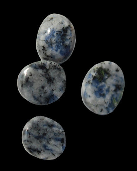 Sodalite 4 polished cabachons 6*12mm - 12*14mm (1-1.9g each) 5.7g in sunshine - Rocks and Things Store