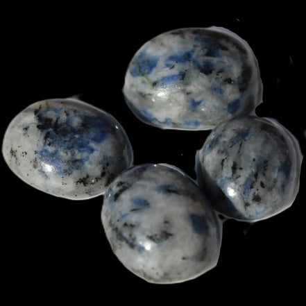 Sodalite 4 polished cabachons 6*12mm - 12*14mm (1-1.9g each) 5.7g in sunshine - Rocks and Things Store