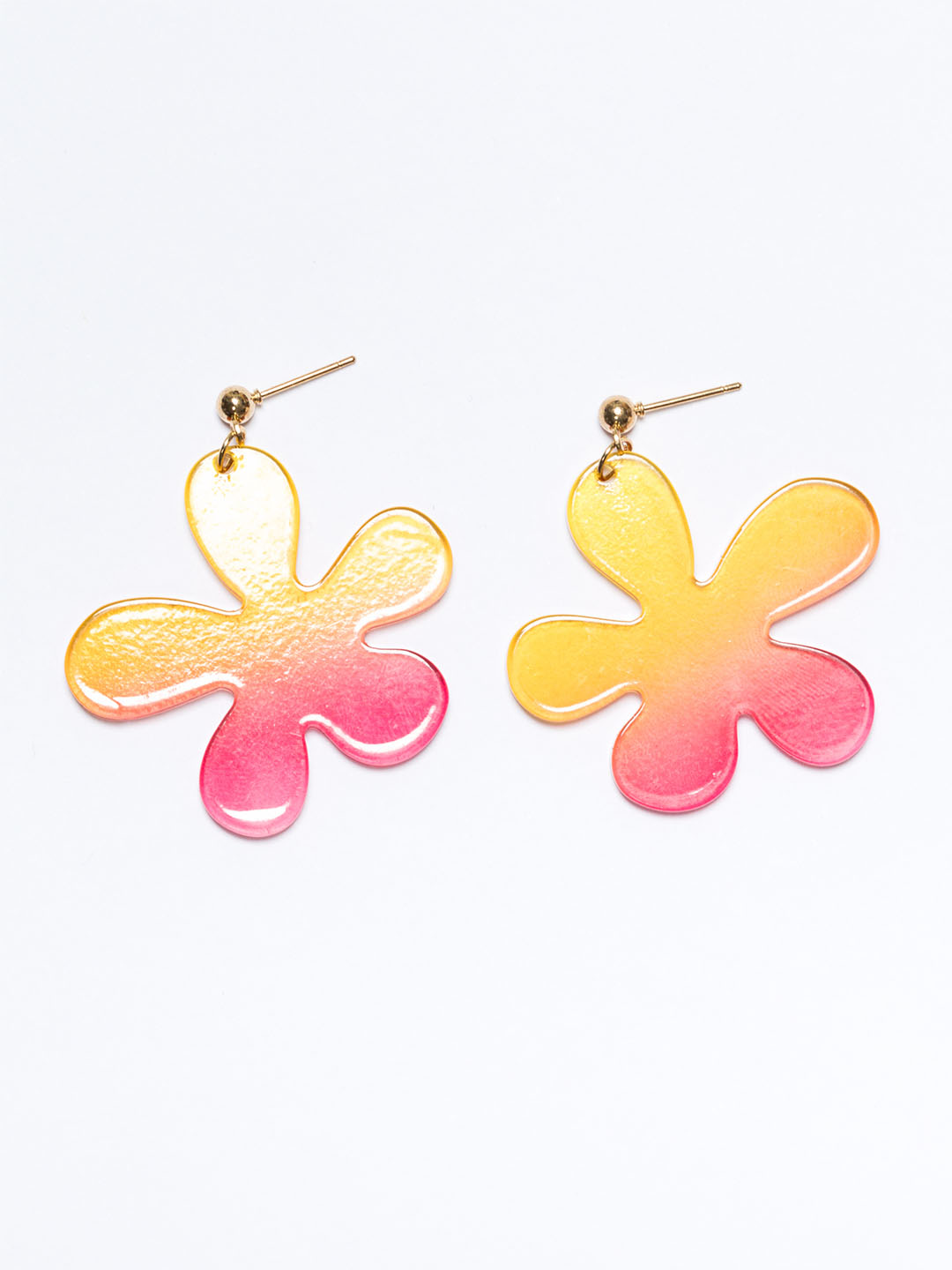Poppy Earrings in sunlight - Rocks and Things Store