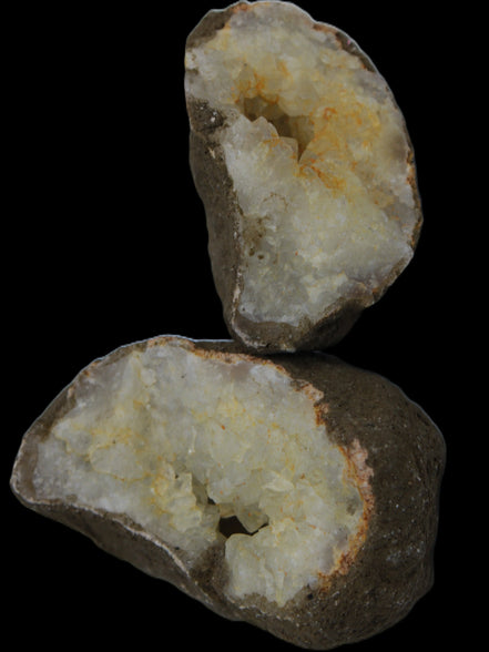 Thunder egg from Queensland 339g Rocks and Things