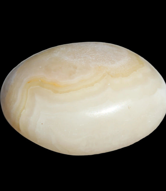 Yellow Agate 93g in sunlight - Rocks and Things Store