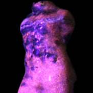 Yooperlite hand-carved male torso 39*57mm 90g Rocks and Things