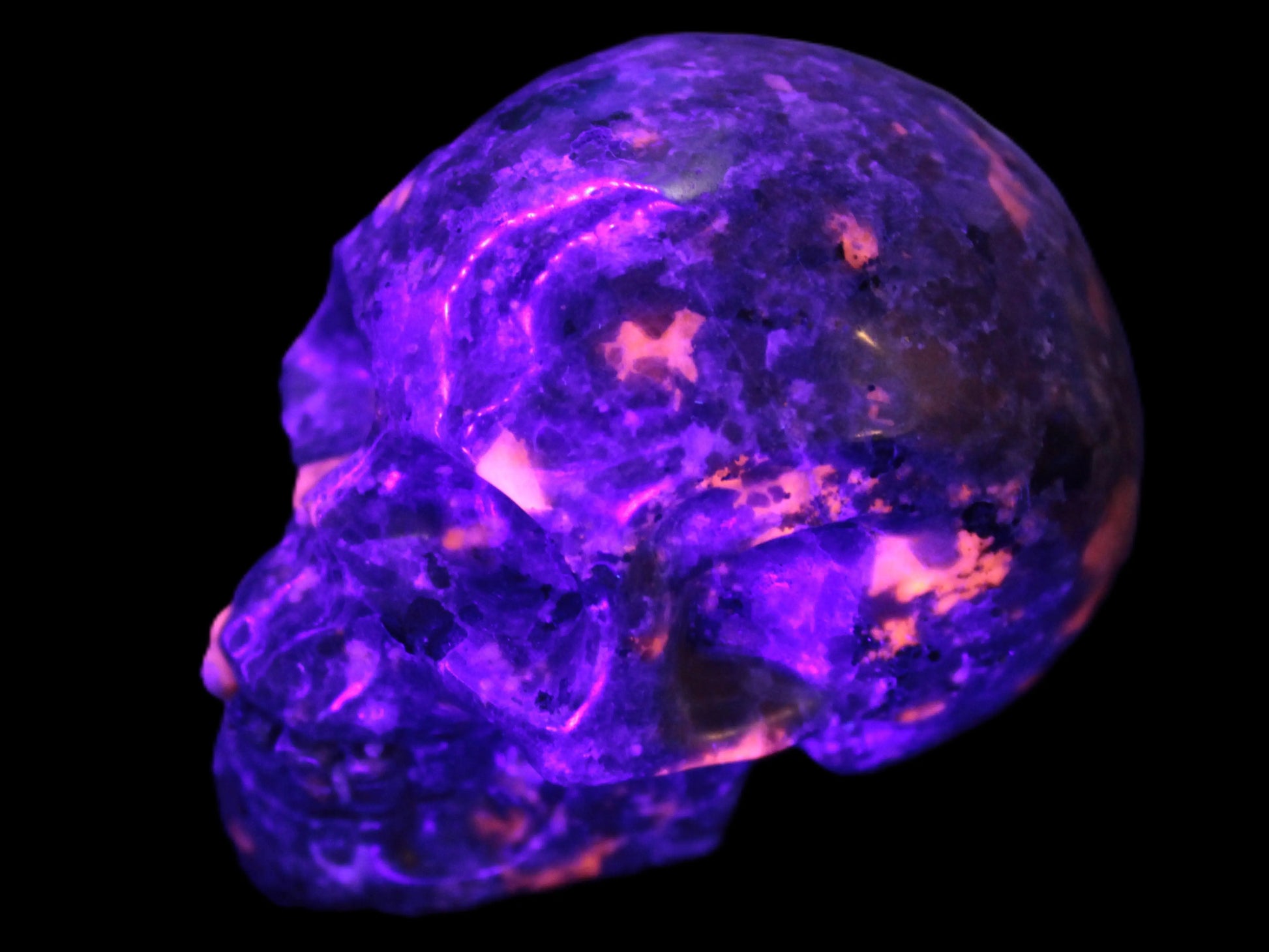 Yooperlite skull 367g Rocks and Things