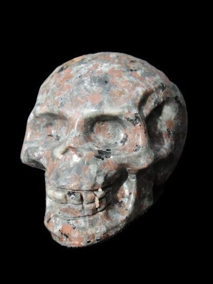 Yooperlite skull 367g Rocks and Things