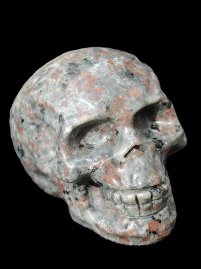 Yooperlite skull 367g Rocks and Things