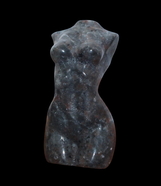 Yooperlite woman's torso goddess 54g in sunlight - Rocks and Things Store