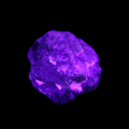 Green Garnet from Pakistan 22*18*11mm crystal 11.6g in UV light - Rocks and Things Store